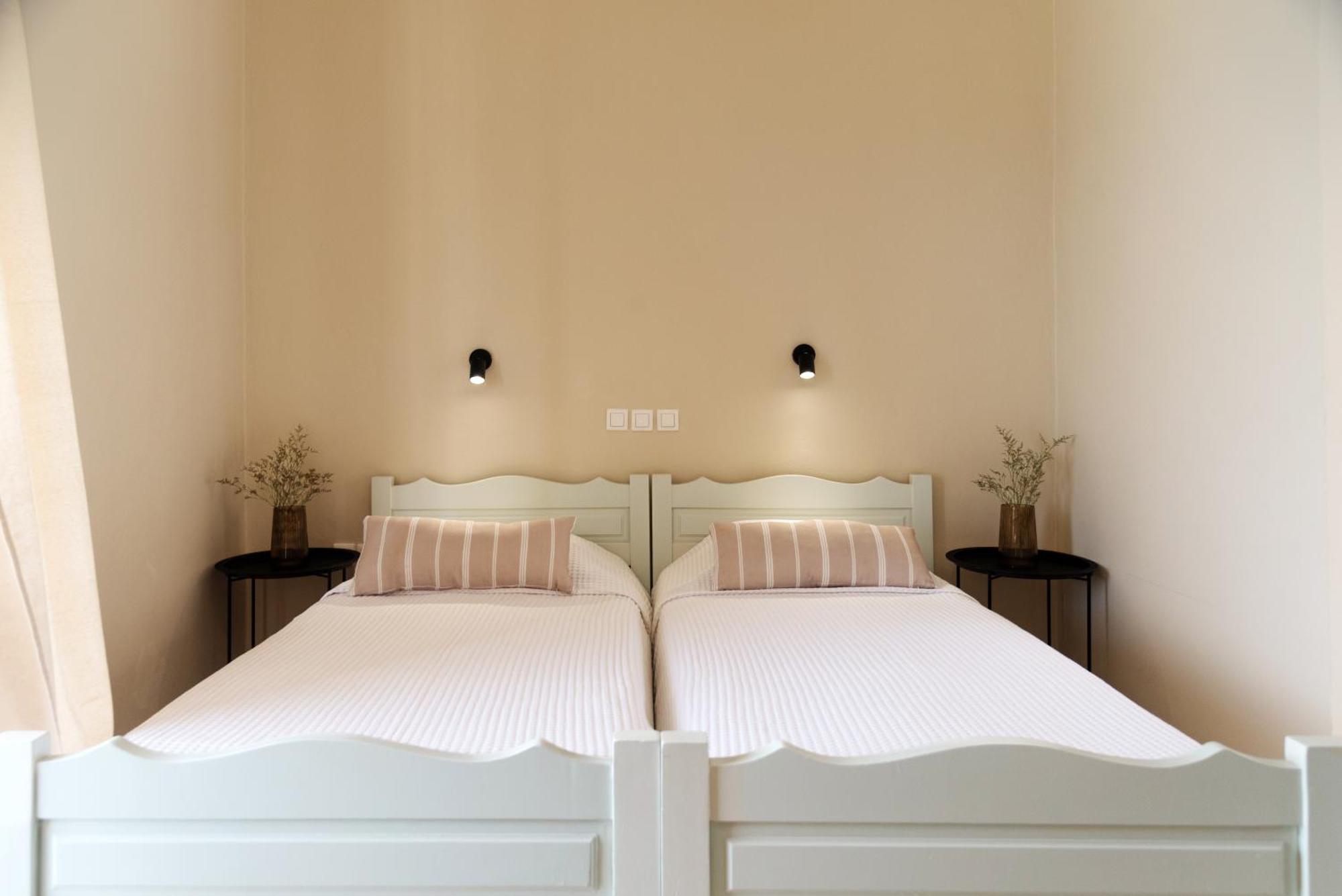 Kamini Apartments Kávos Екстериор снимка